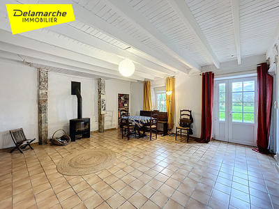 Maison - 167 m² - 8 pièces
