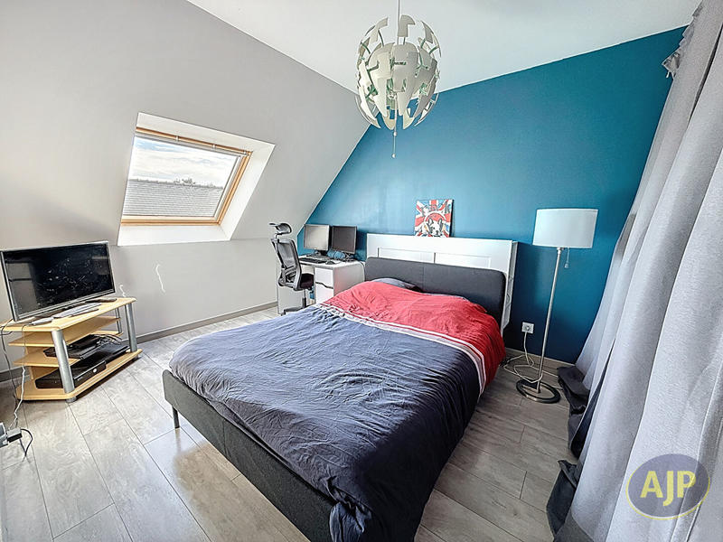 Maison - 110 m² - 6 pièces