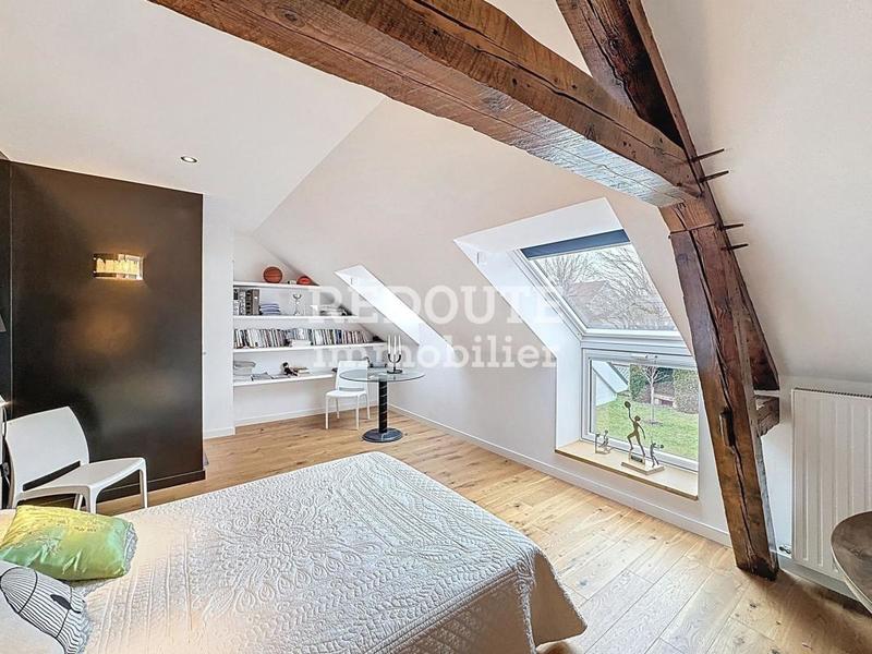 Maison - 212 m² - 6 pièces