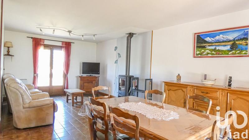 Maison - 140 m² - 6 pièces