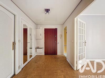 Appartement - 100 m² - 4 pièces