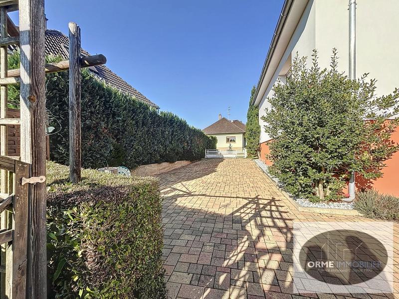 Maison - 104 m² - 4 pièces