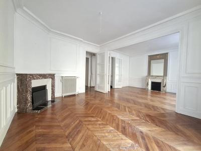 Appartement - 100 m² - 4 pièces