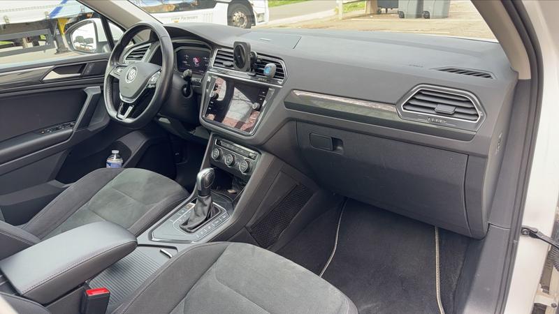 Volkswagen Tiguan 2.0 Tdi 150 Dsg7 Carat Pack R-Line - Automatique Entretien constructeur