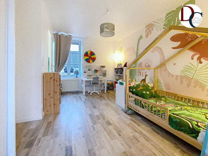 Maison - 197 m² - 10 pièces