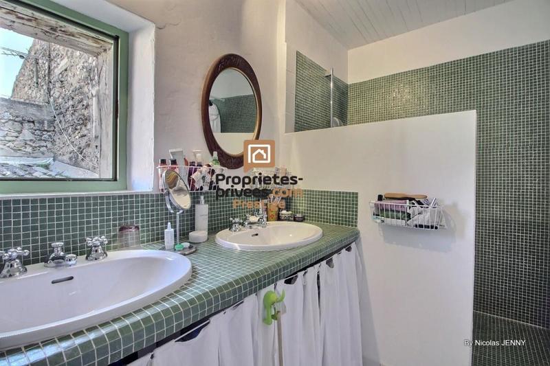 Maison de village - 257 m² - 7 pièces