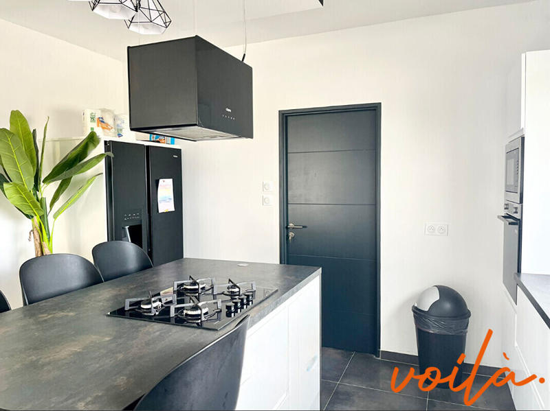 Maison - 110 m² - 4 pièces