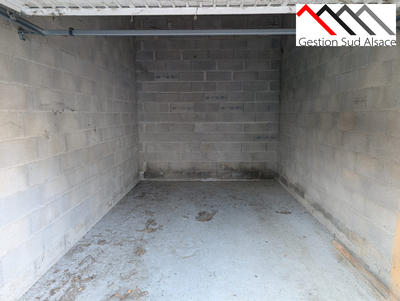 Parking / Garage - 8 m²