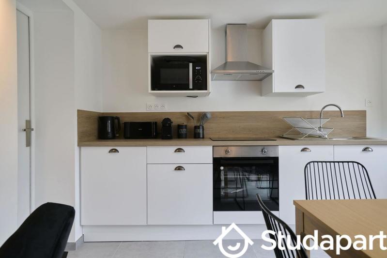 Chambre - 12 m² - 1 pièce