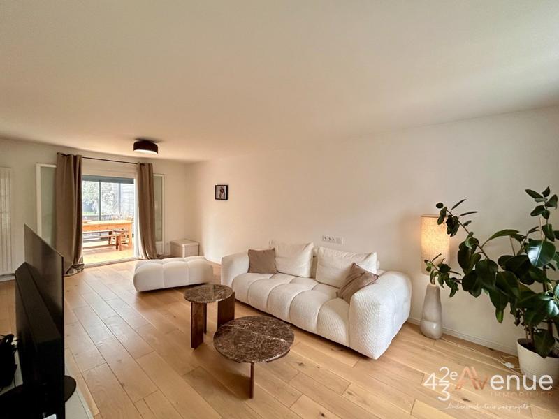 Maison - 111 m² - 5 pièces