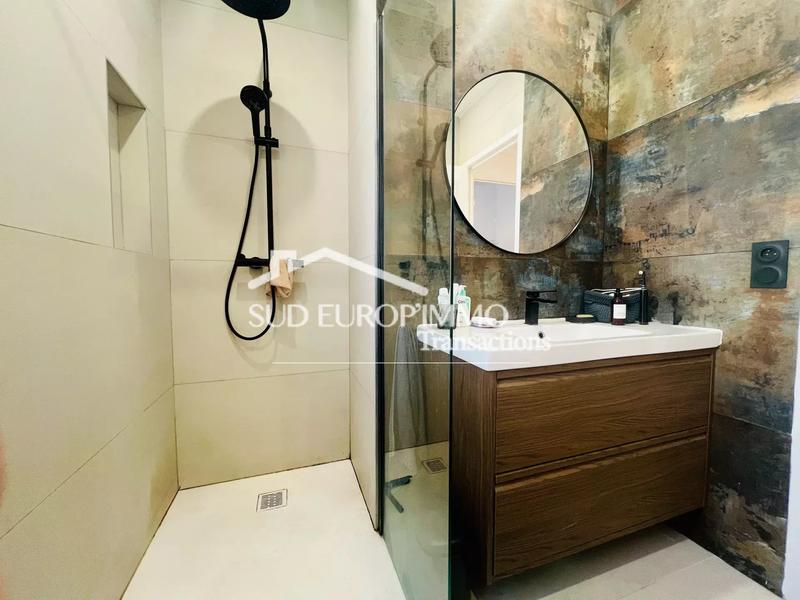 Appartement - 105 m² - 5 pièces