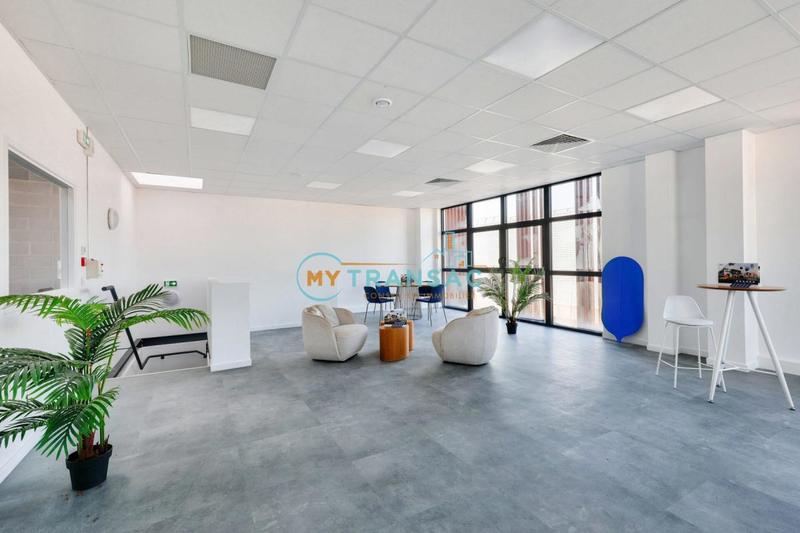 Local d'activité / Entrepôt