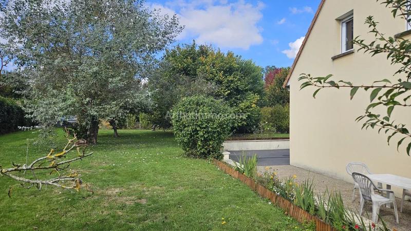 Maison - 147 m² - 8 pièces