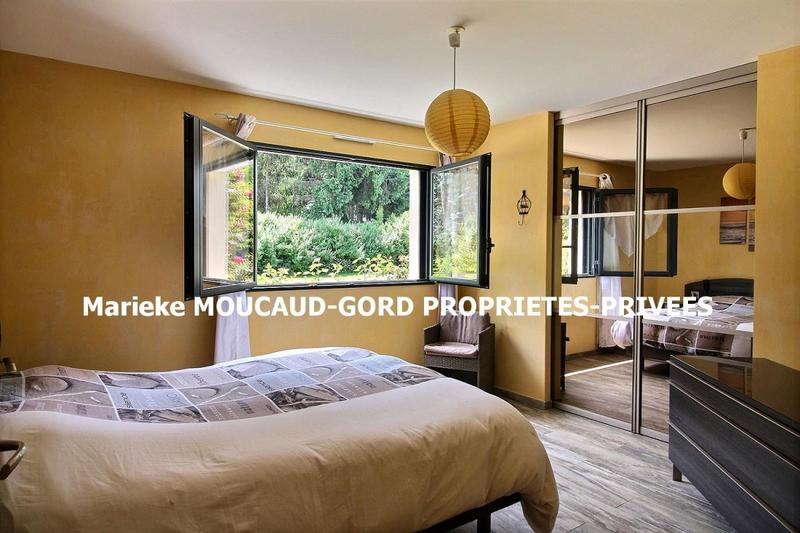 Maison - 195 m² - 8 pièces