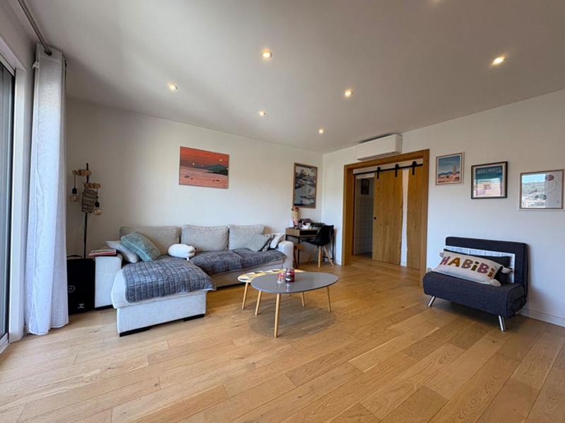 Appartement - 76 m² - 3 pièces