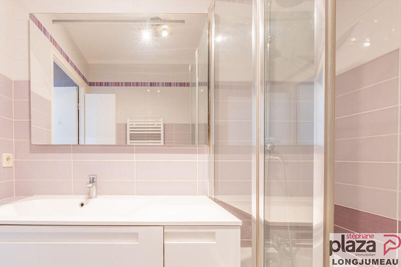 Appartement - 77 m² - 4 pièces