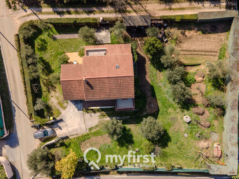 Maison - 135 m² - 6 pièces