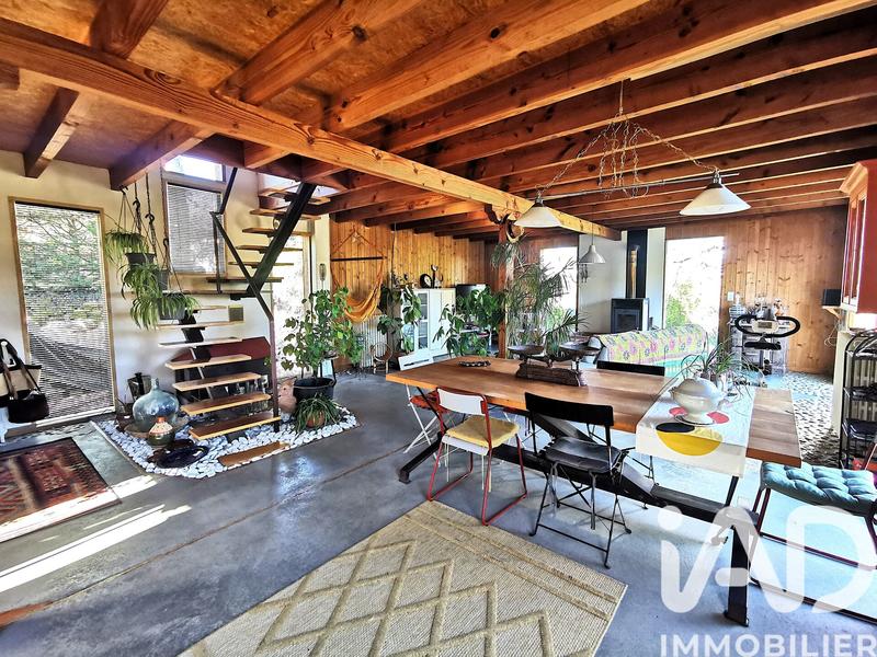 Maison - 170 m² - 8 pièces