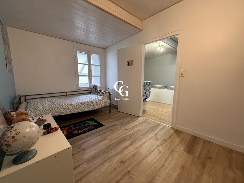 Maison - 145 m² - 6 pièces