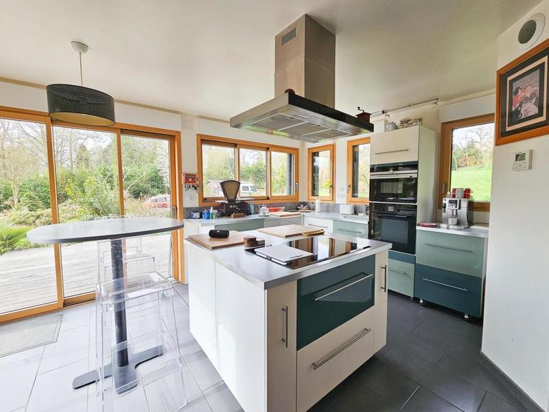 Maison - 102 m² - 4 pièces