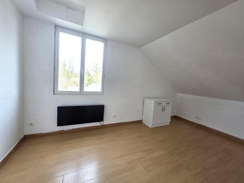 Maison - 215 m² - 10 pièces