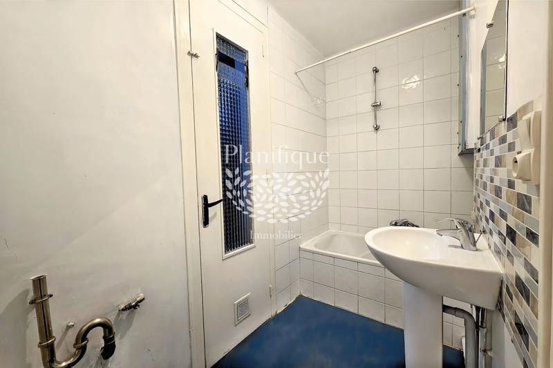 Appartement - 70 m² - 2 pièces