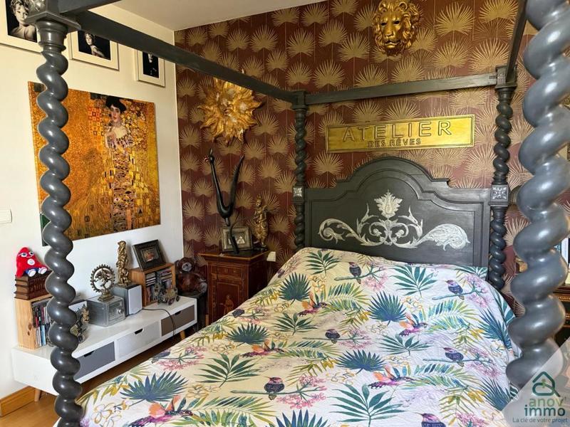 Maison - 255 m² - 10 pièces