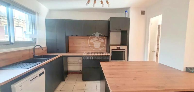 Appartement - 95 m² - 5 pièces