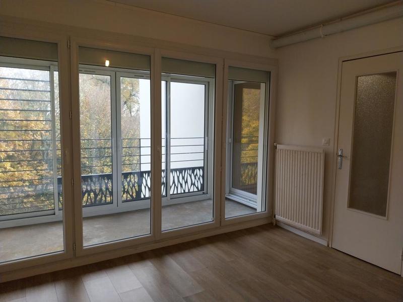 Appartement ancien - 83 m² - 4 pièces