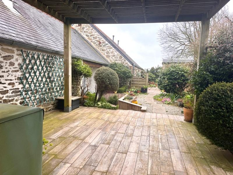 Maison - 150 m² - 7 pièces