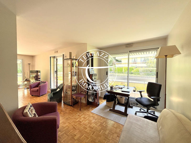 Appartement - 95 m² - 4 pièces