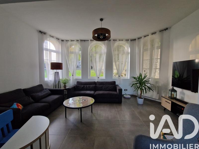 Maison - 191 m² - 7 pièces