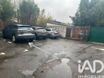 Parking - 10 m²