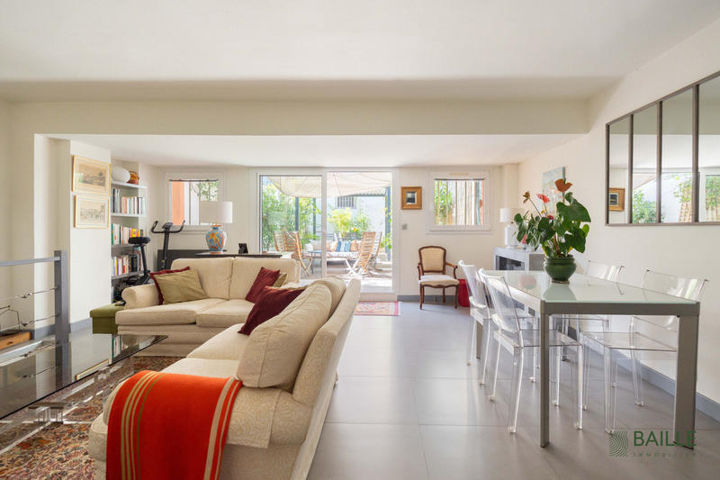 Appartement - 104 m² - 4 pièces