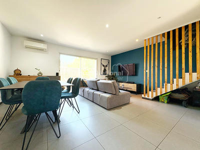 Maison - 80 m² - 4 pièces