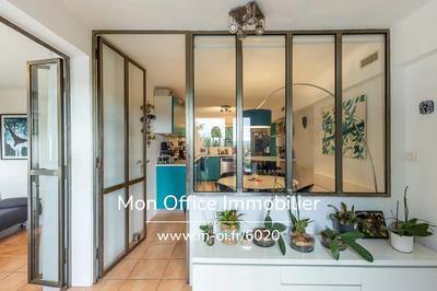 Maison - 180 m² - 7 pièces