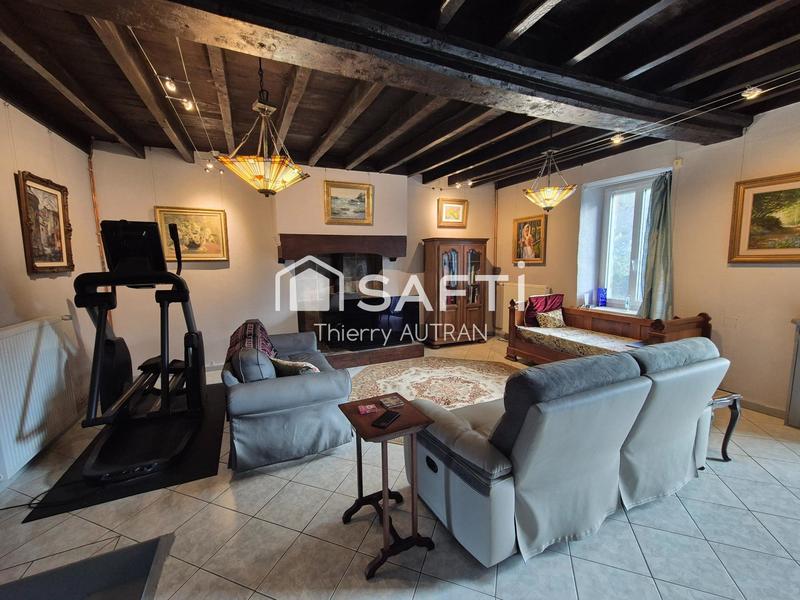 Maison - 245 m² - 8 pièces