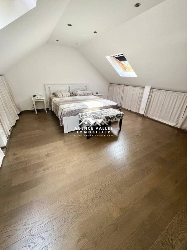 Maison - 108 m² - 6 pièces