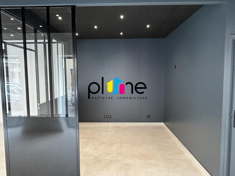 Local d'activités - 72 m²