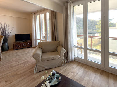 Appartement - 79 m² - 3 pièces