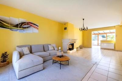 Maison - 195 m² - 6 pièces