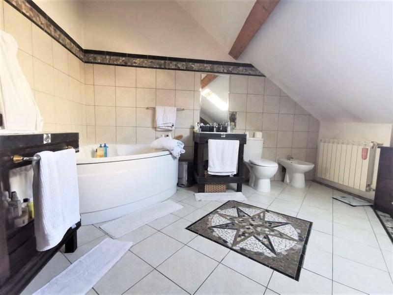 Maison - 90 m² - 3 pièces