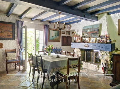 Maison - 158 m² - 7 pièces