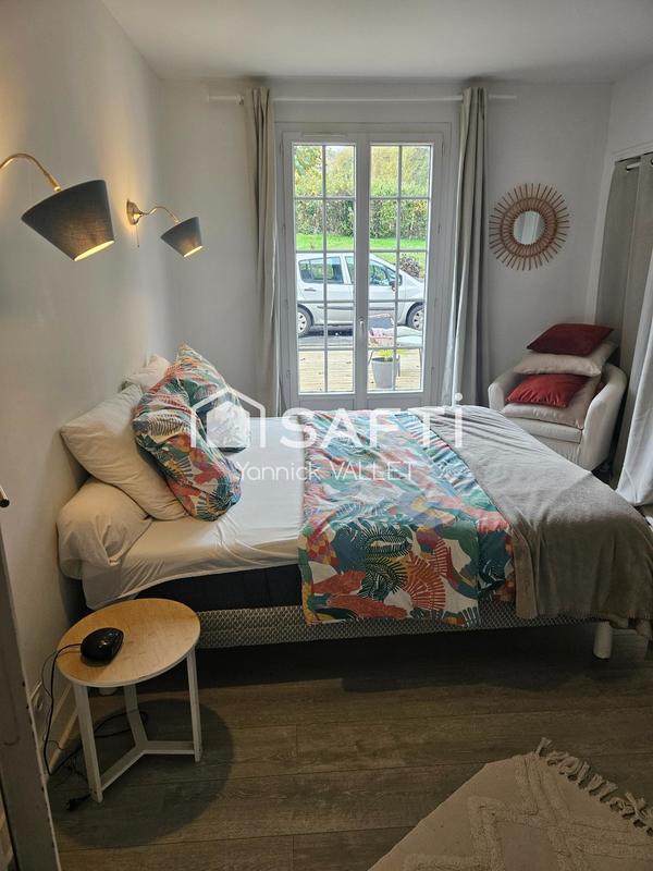 Maison - 137 m² - 8 pièces