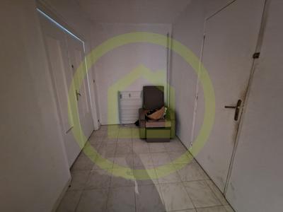 Appartement - 77 m² - 4 pièces