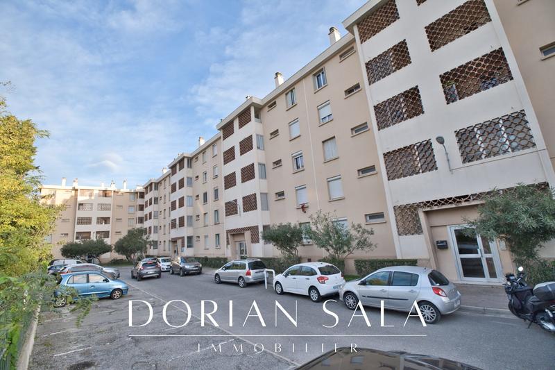 Appartement - 50 m² - 2 pièces