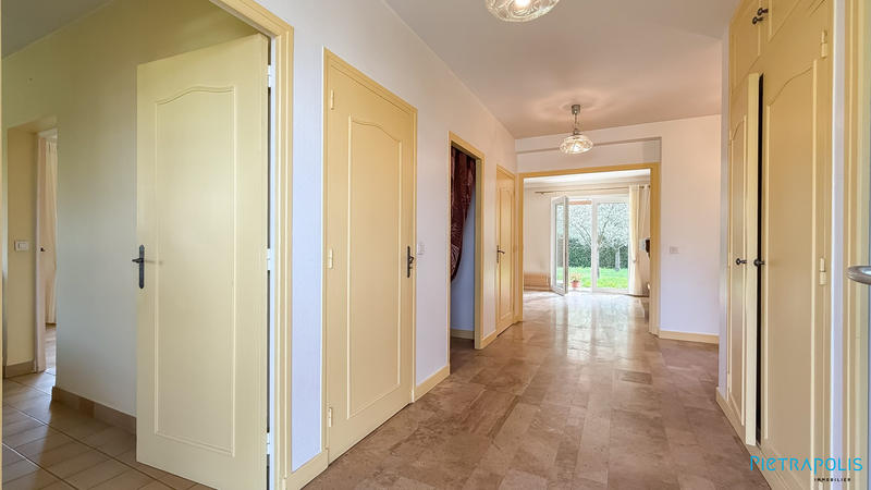 Villa - 181 m² - 7 pièces