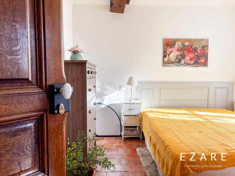 Maison - 380 m² - 11 pièces