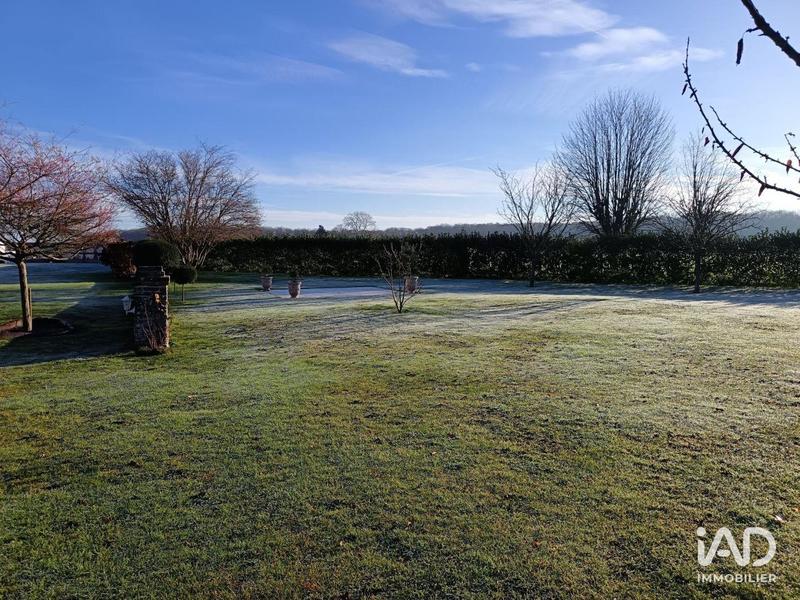 Maison - 283 m² - 12 pièces