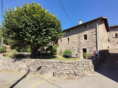 Maison - 99 m² - 3 pièces